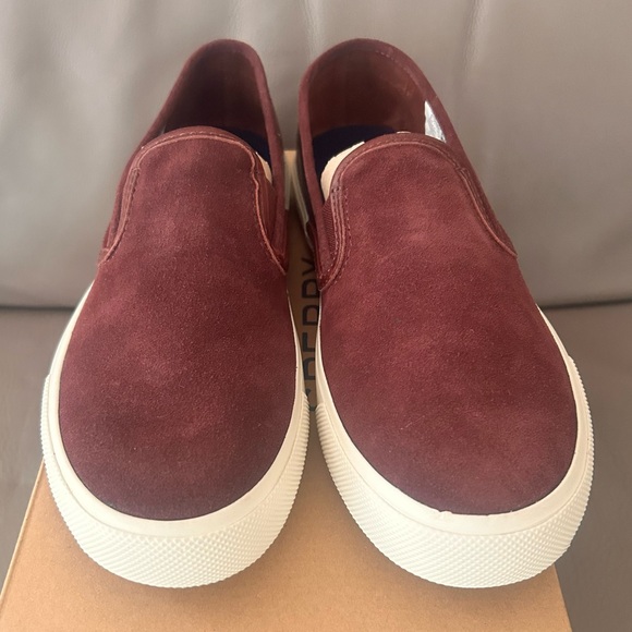 NIB Sperry Captain S/O Topsiders Suede and Leather Men’s 9.5 M $110 - Picture 1 of 8
